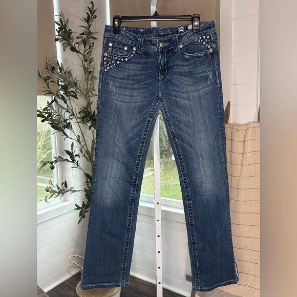 Miss Me Denim - Miss Me Straight Leg Designer Jeans with Embellishment’s, Size 30